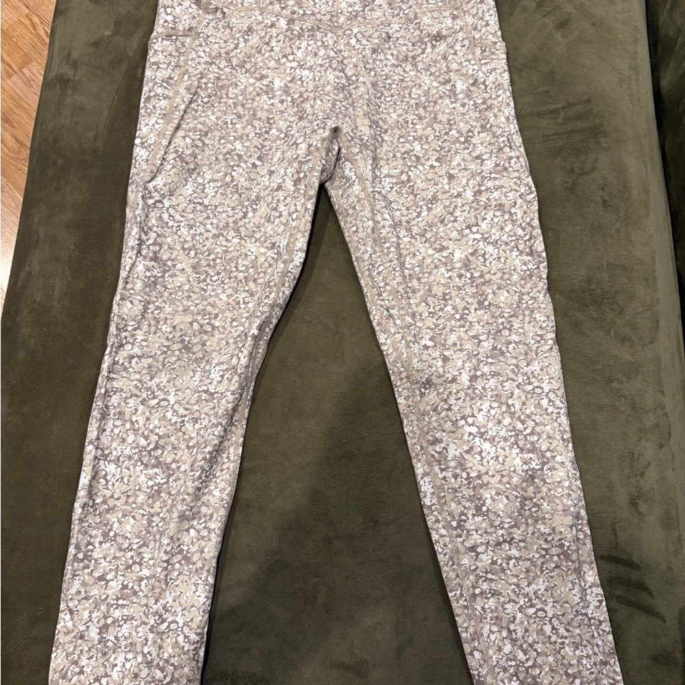 EUC 8-10 ZYIA Active Camouflage Leggings